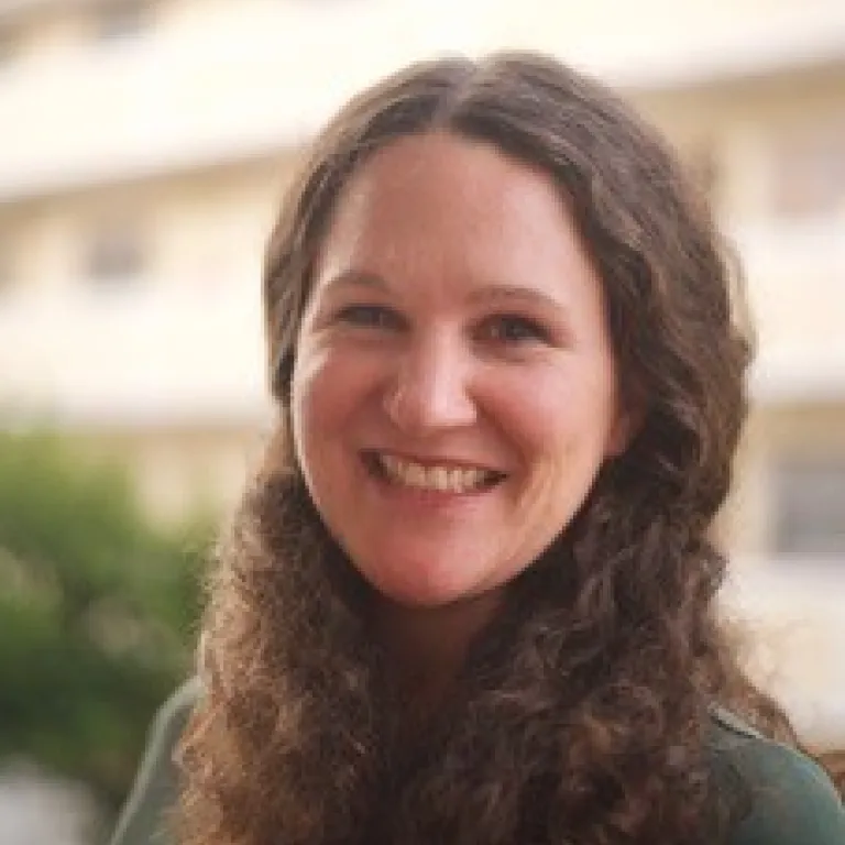 Profile picture for user allison-furniss