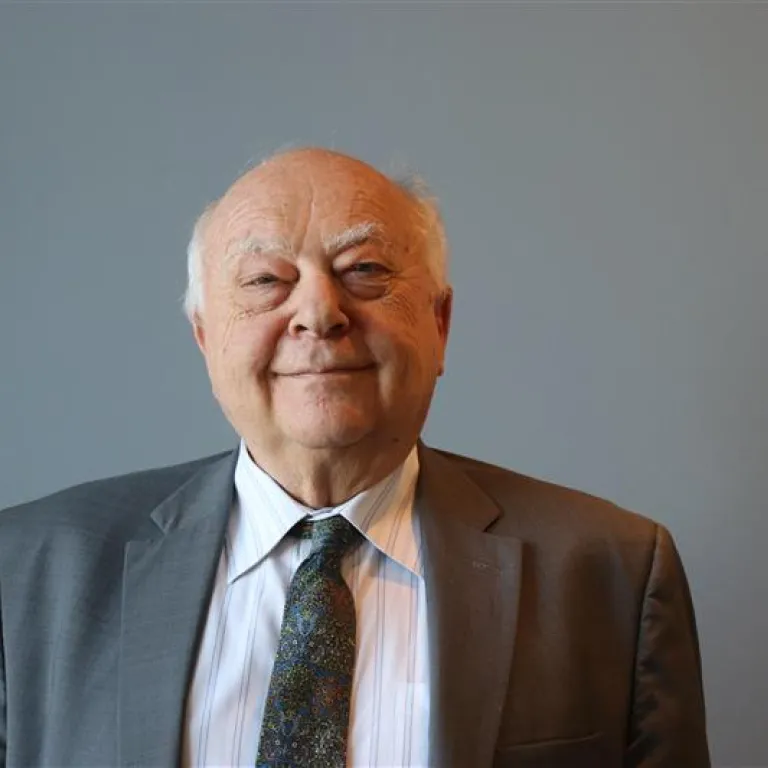 Profile picture for user Julius.Grey