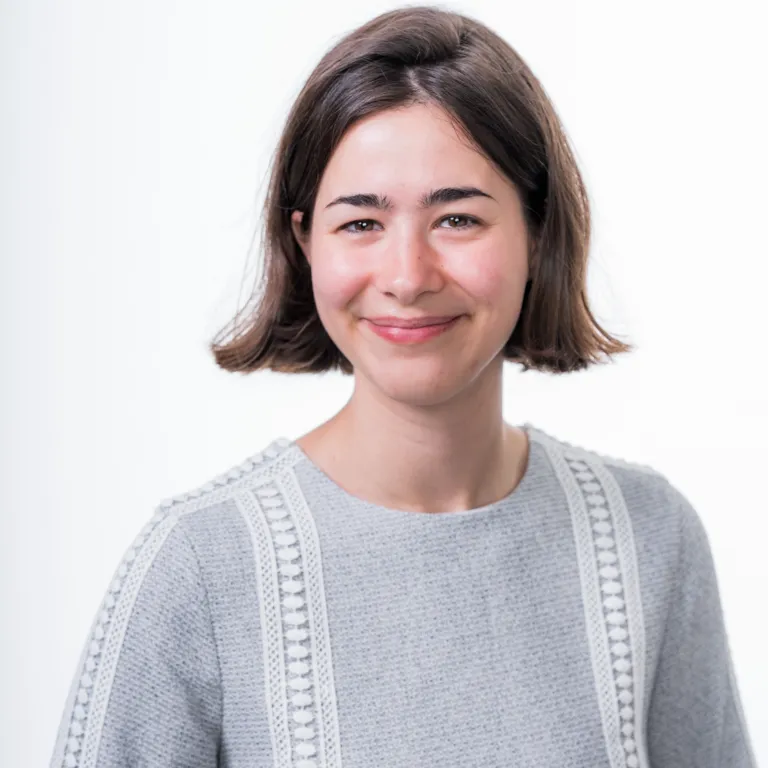 Profile picture for user Lily-Cannelle.Mathieu